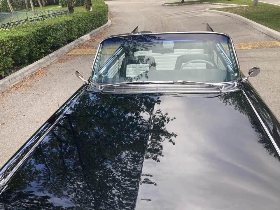 1961 Cadillac Series 62 6th Gen - Image 16 of 31