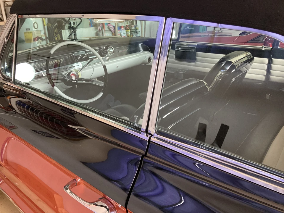 1961 Cadillac Series 62 6th Gen - Image 25 of 31