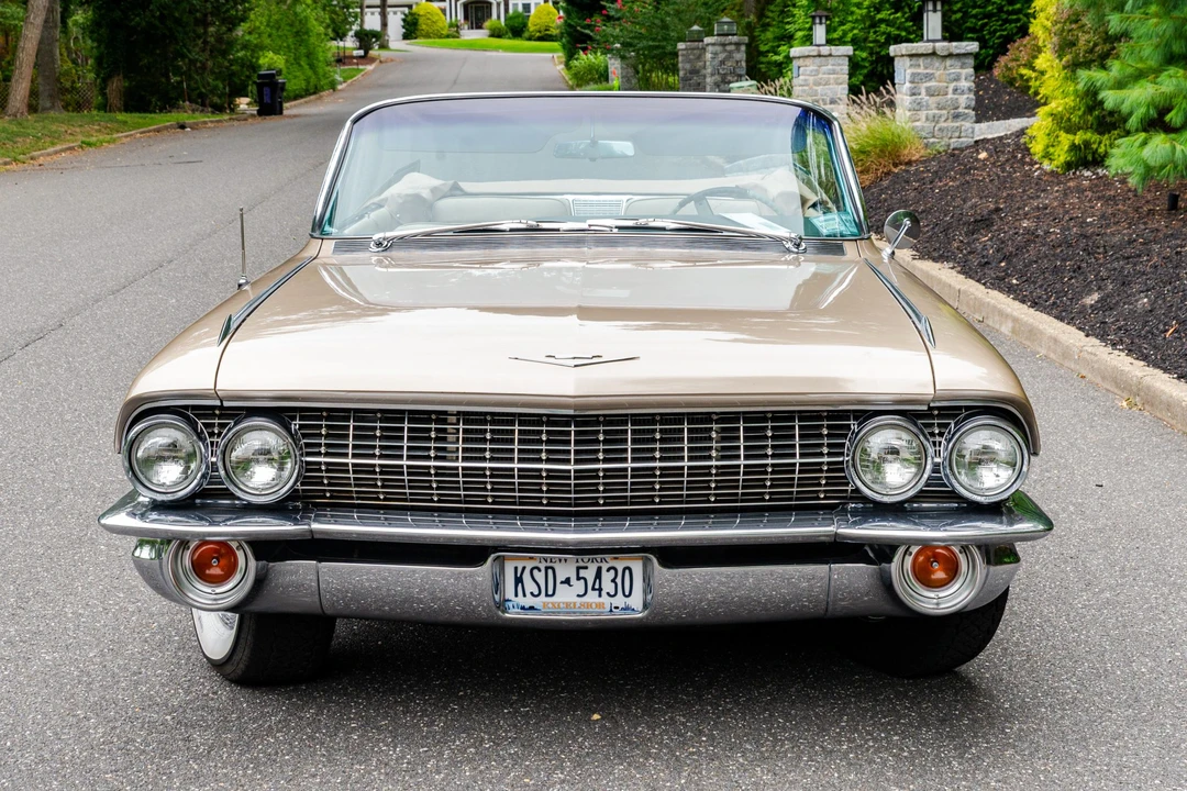 1961 Cadillac Series 62 6th Gen - Image 2 of 31