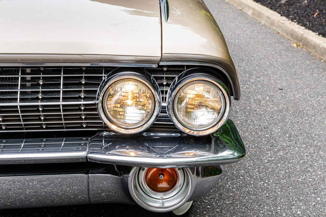 1961 Cadillac Series 62 6th Gen - Image 21 of 31
