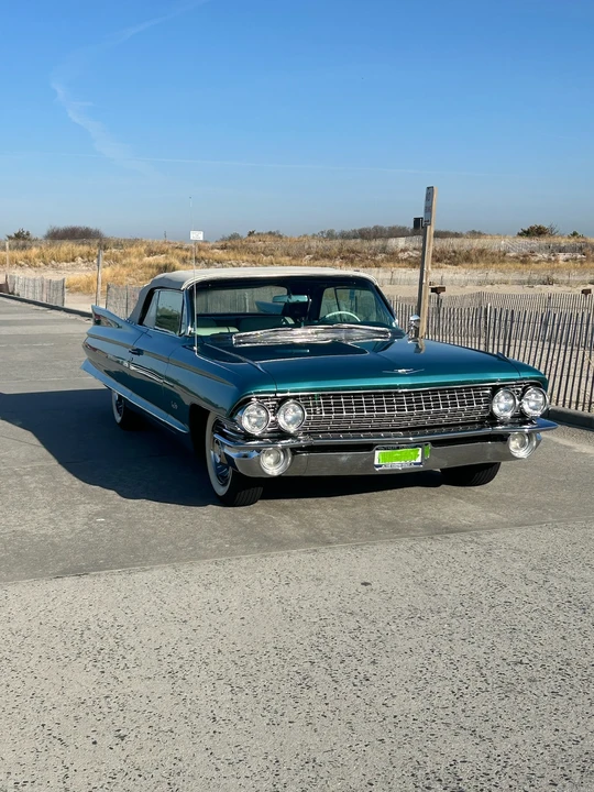 1961 Cadillac Series 62 6th Gen - Image 9 of 31