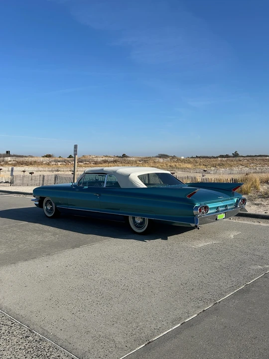 1961 Cadillac Series 62 6th Gen - Image 25 of 31