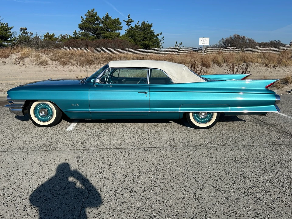 1961 Cadillac Series 62 6th Gen - Image 28 of 31