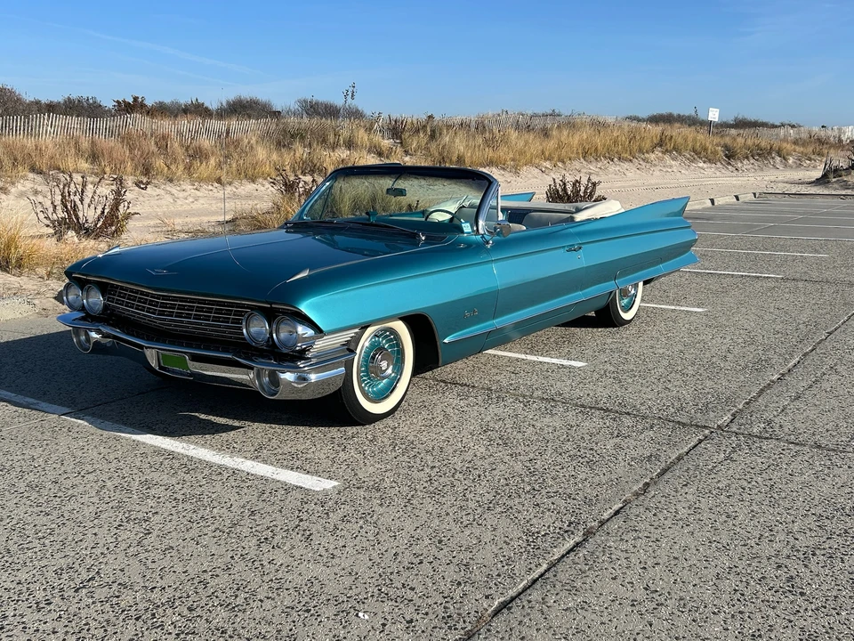 1961 Cadillac Series 62 6th Gen - Image 30 of 31