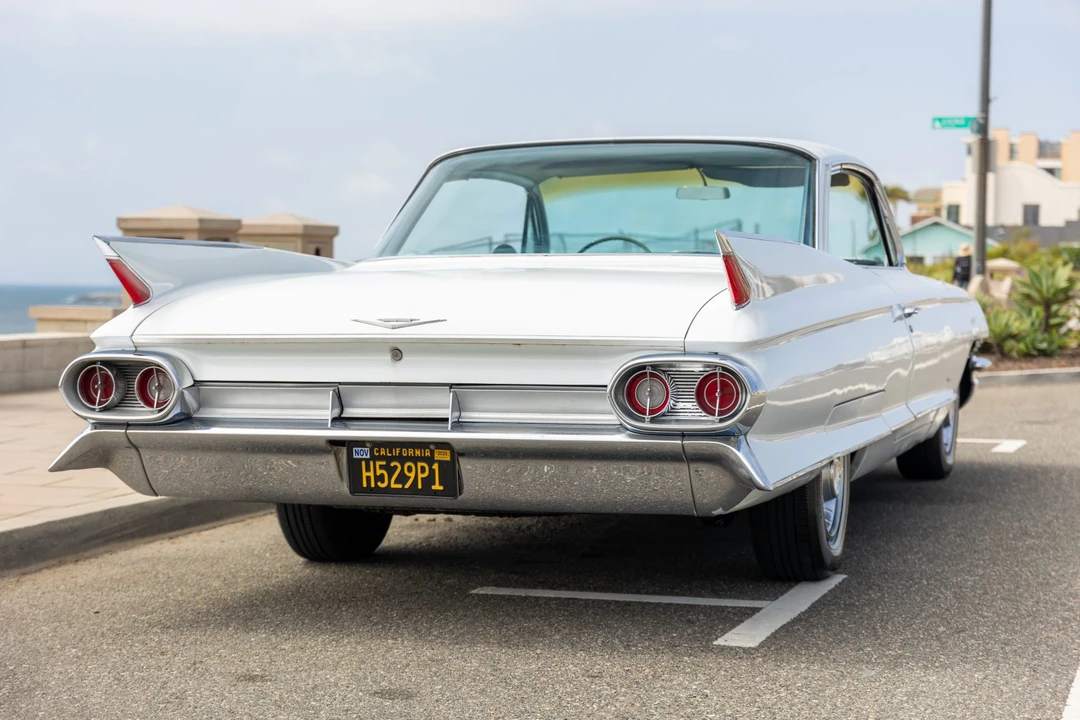 1961 Cadillac Series 62 6th Gen - Image 8 of 31