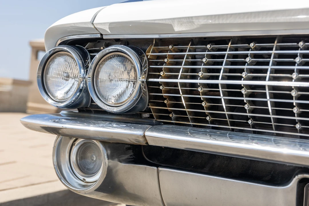 1961 Cadillac Series 62 6th Gen - Image 17 of 31