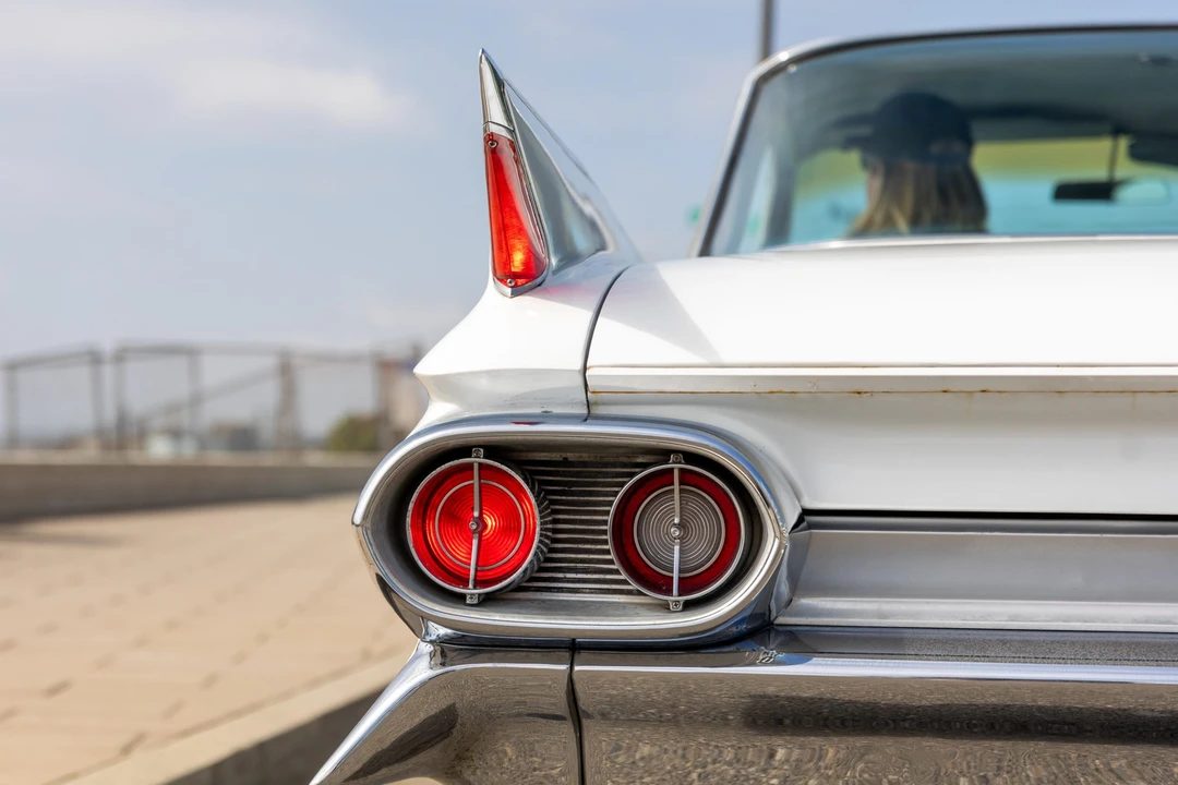 1961 Cadillac Series 62 6th Gen - Image 19 of 31