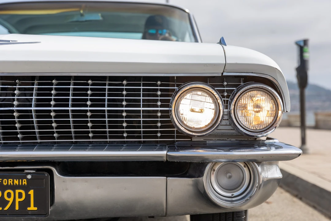1961 Cadillac Series 62 6th Gen - Image 13 of 31