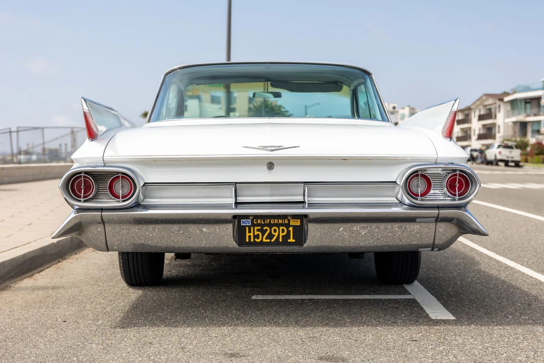 1961 Cadillac Series 62 6th Gen - Image 9 of 31