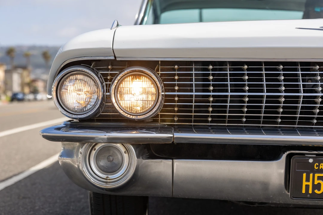 1961 Cadillac Series 62 6th Gen - Image 16 of 31