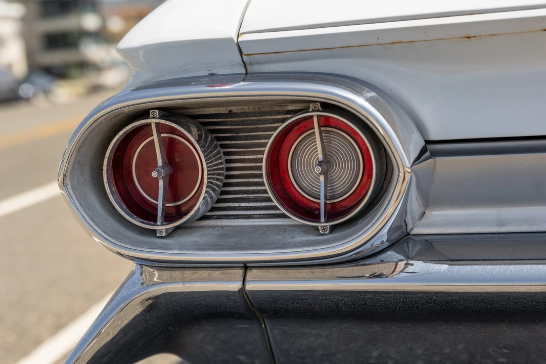 1961 Cadillac Series 62 6th Gen - Image 21 of 31