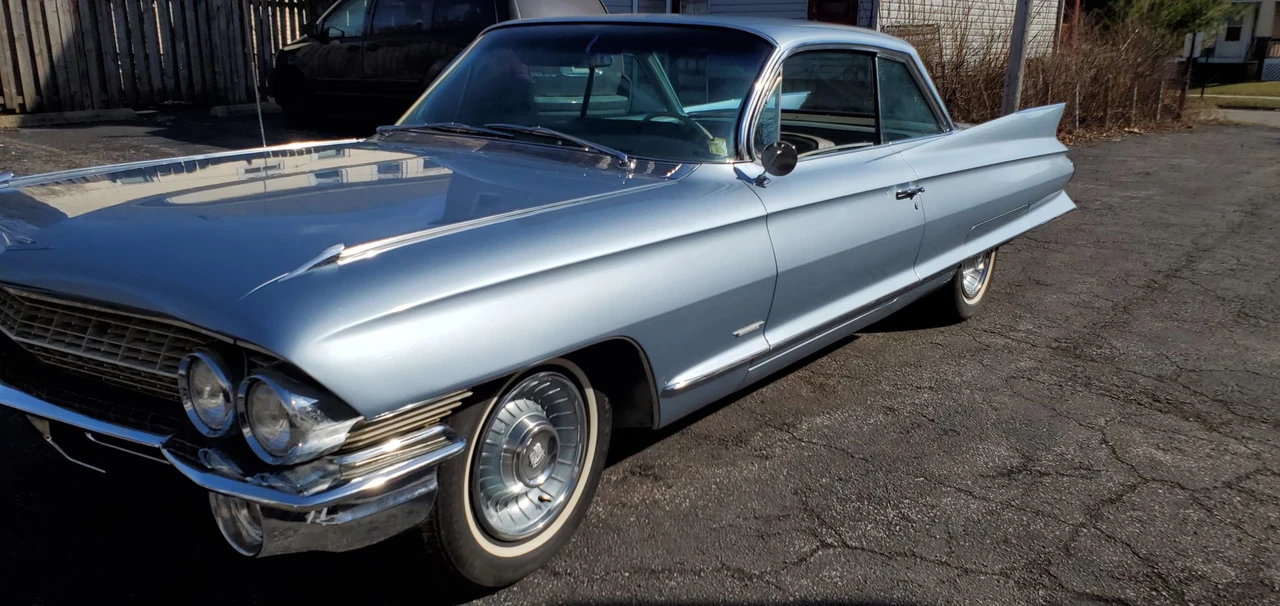1961 Cadillac Series 62 6th Gen - Image 18 of 31