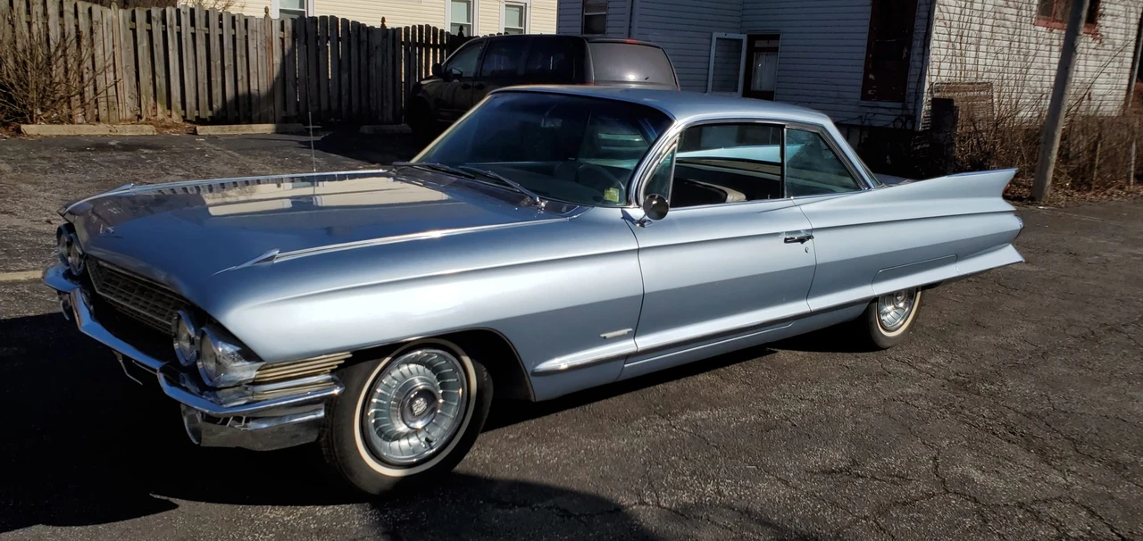 1961 Cadillac Series 62 6th Gen - Image 16 of 31