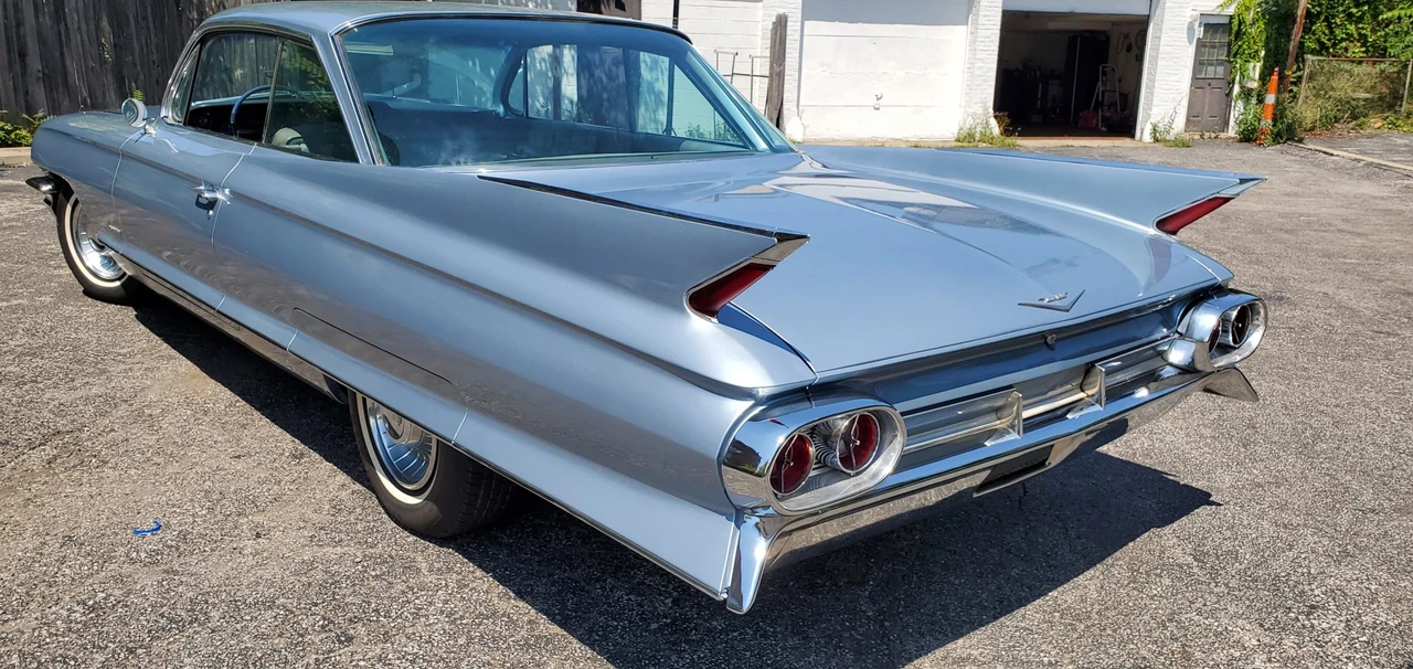 1961 Cadillac Series 62 6th Gen - Image 13 of 31