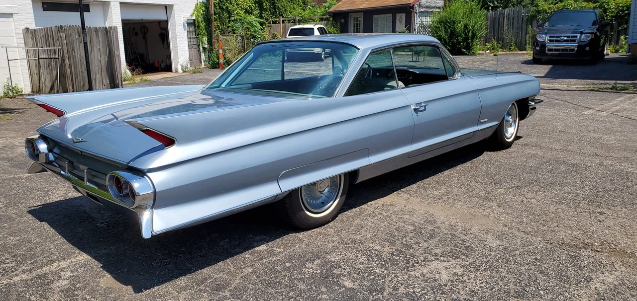 1961 Cadillac Series 62 6th Gen - Image 7 of 31