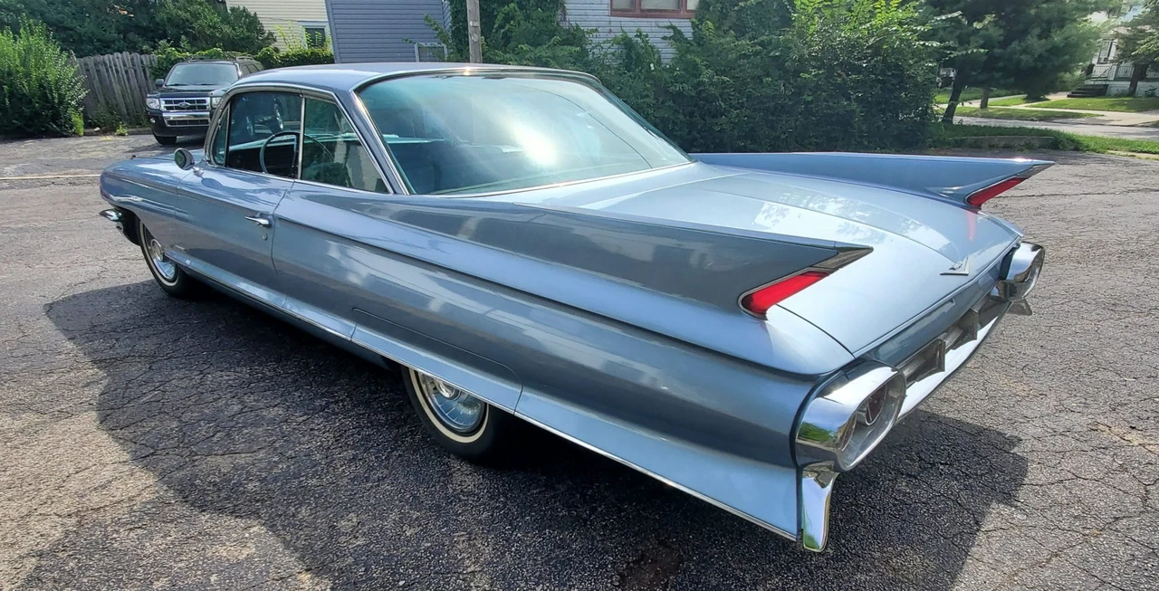 1961 Cadillac Series 62 6th Gen - Image 14 of 31