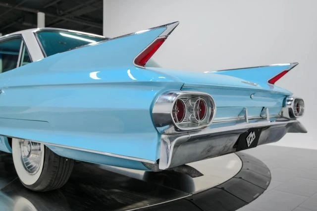 1961 Cadillac Series 62 6th Gen - Image 20 of 31