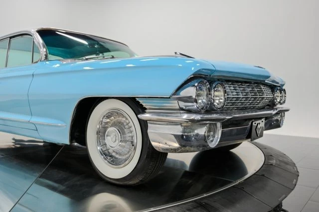 1961 Cadillac Series 62 6th Gen - Image 15 of 31