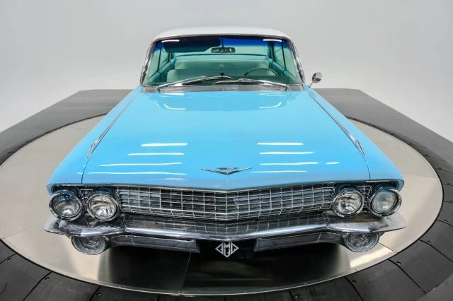 1961 Cadillac Series 62 6th Gen - Image 17 of 31