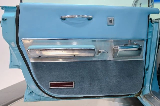 1961 Cadillac Series 62 6th Gen - Image 30 of 31