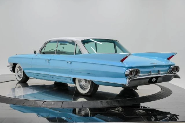 1961 Cadillac Series 62 6th Gen - Image 4 of 31