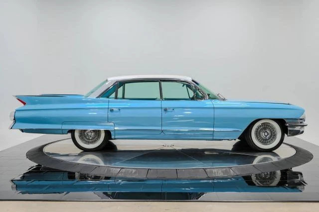 1961 Cadillac Series 62 6th Gen - Image 8 of 31