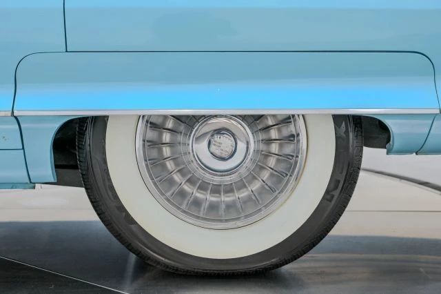 1961 Cadillac Series 62 6th Gen - Image 19 of 31