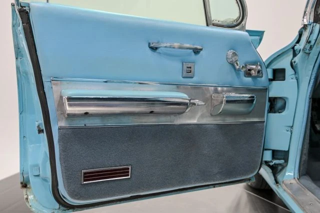1961 Cadillac Series 62 6th Gen - Image 27 of 31