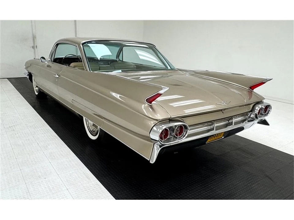 1961 Cadillac Series 62 6th Gen - Image 3 of 31