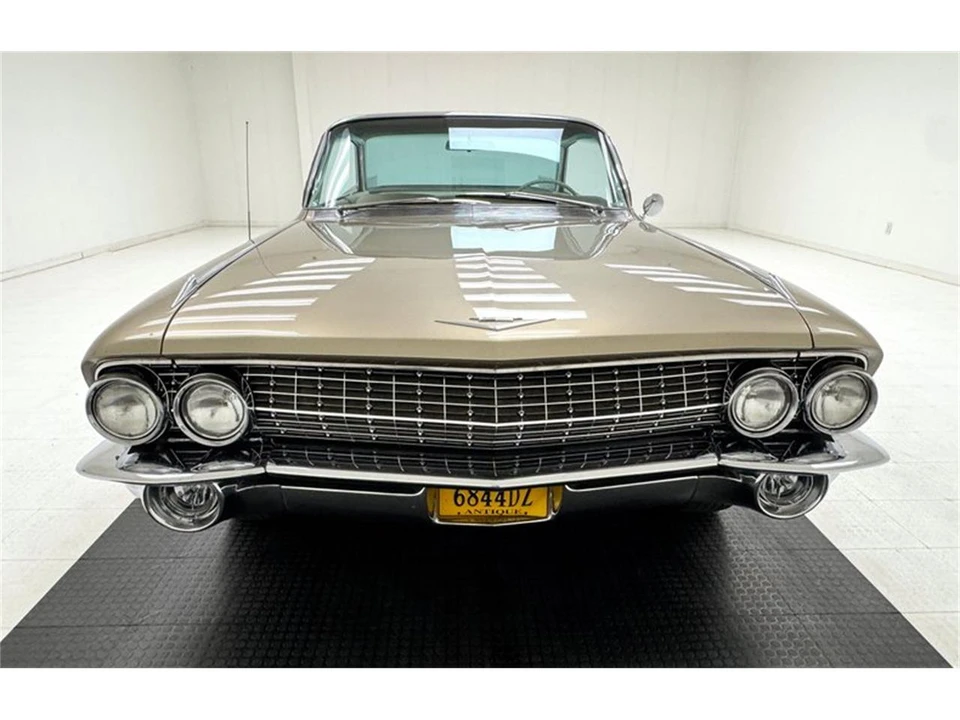 1961 Cadillac Series 62 6th Gen - Image 8 of 31