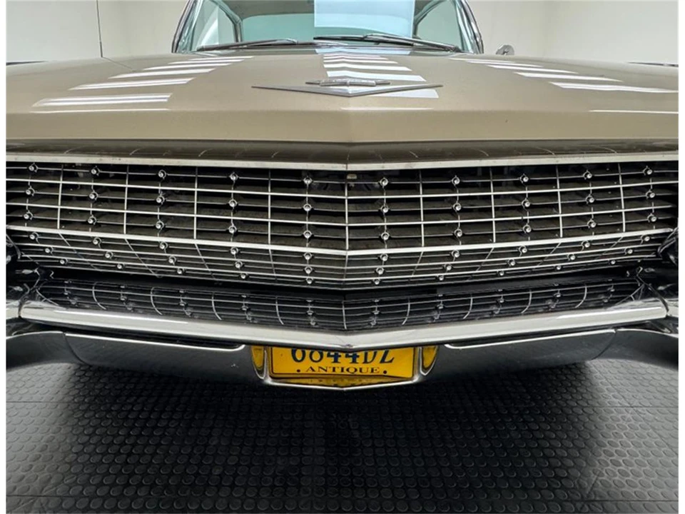 1961 Cadillac Series 62 6th Gen - Image 9 of 31