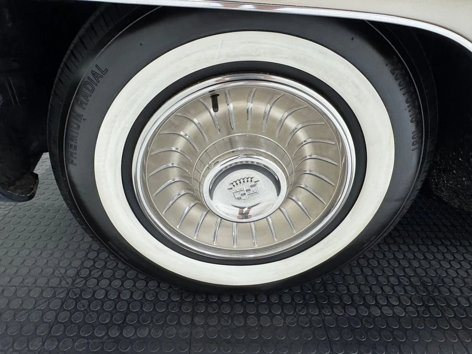1961 Cadillac DeVille 2nd Gen - Image 14 of 31