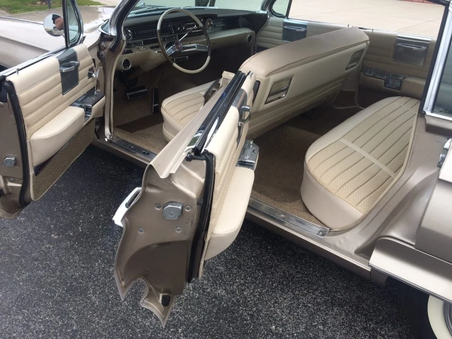 1961 Cadillac Series 70 & 75 - Image 6 of 11