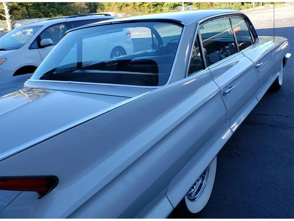1961 Cadillac Series 62 6th Gen - Image 30 of 31