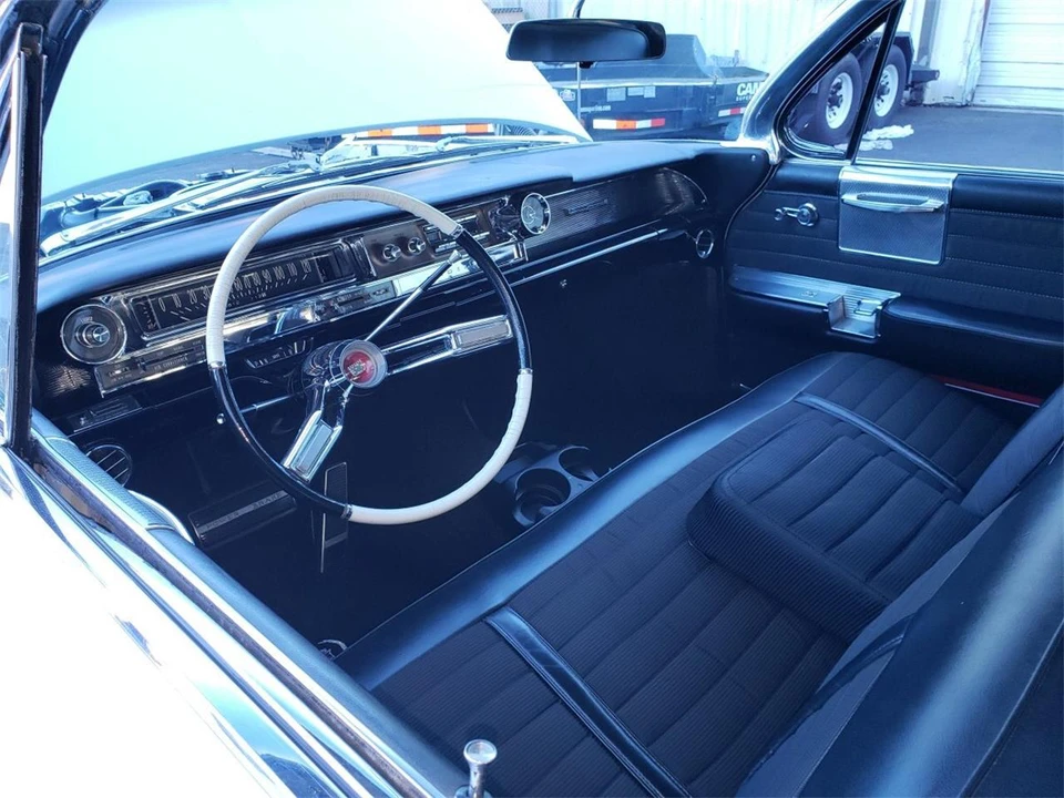 1961 Cadillac Series 62 6th Gen - Image 21 of 31