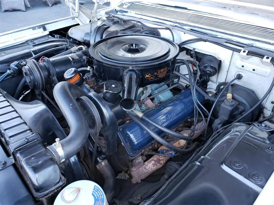 1961 Cadillac Series 62 6th Gen - Image 13 of 31