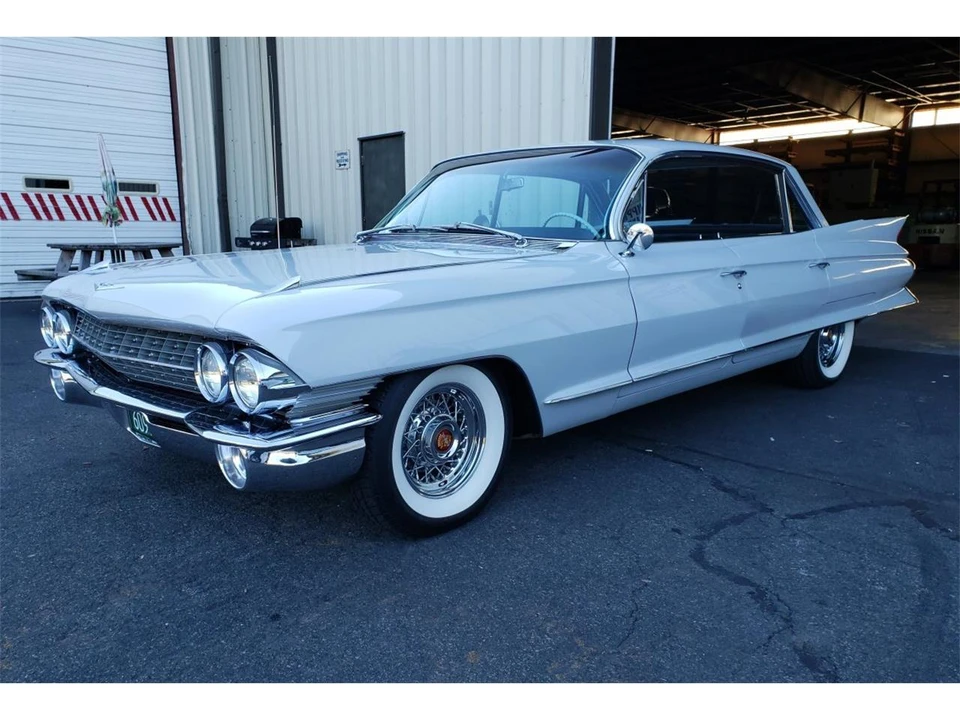 1961 Cadillac Series 62 6th Gen - Image 7 of 31