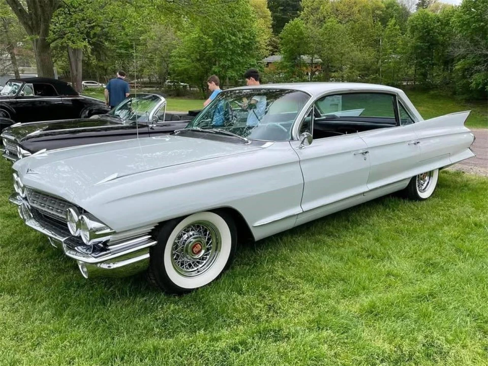 1961 Cadillac Series 62 6th Gen - Image 3 of 31