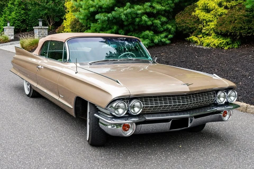 1961 Cadillac Series 61 - Image 4 of 6
