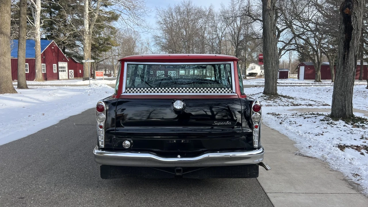 1961 Checker - Image 6 of 31