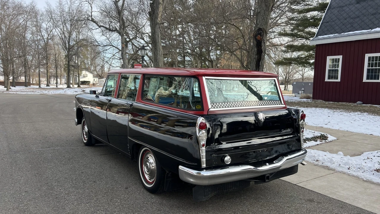 1961 Checker - Image 5 of 31