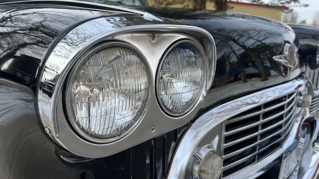 1961 Checker - Image 14 of 31
