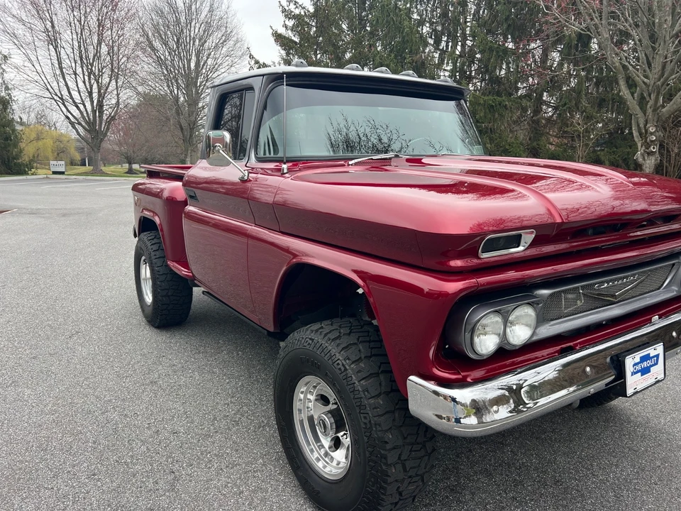 1961 Chevrolet Task Force - Image 19 of 31