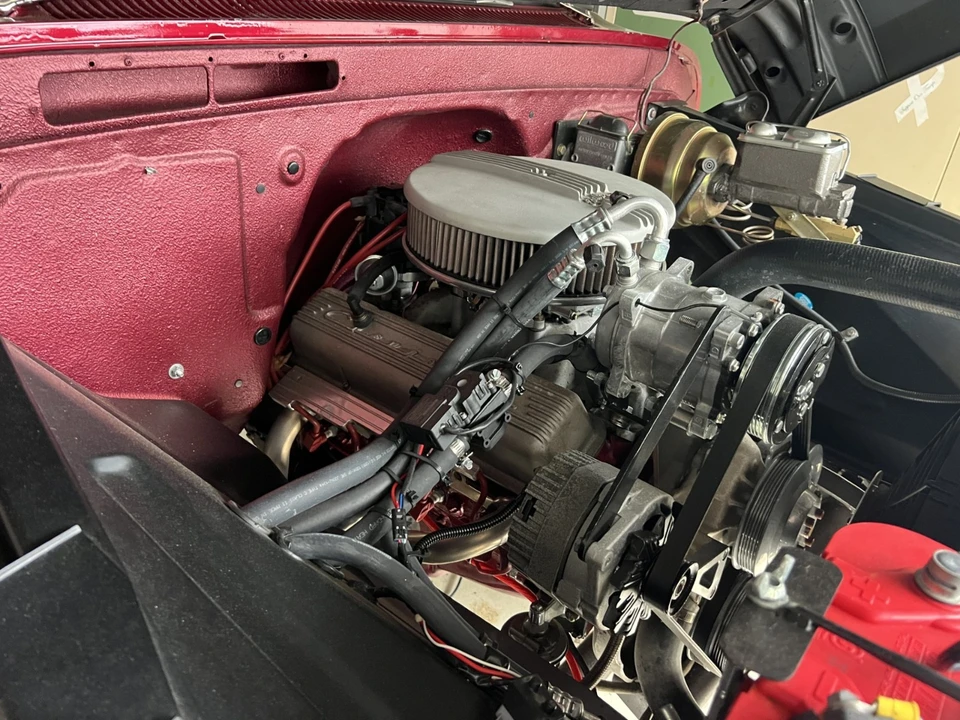 1961 Chevrolet Task Force - Image 30 of 31