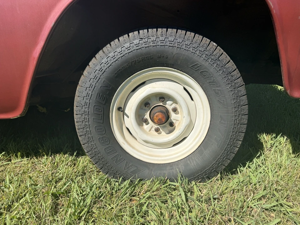 1961 Chevrolet Task Force - Image 25 of 31