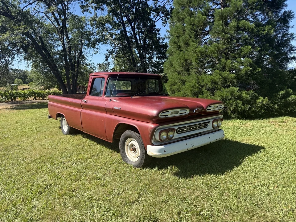 1961 Chevrolet Task Force - Image 10 of 31