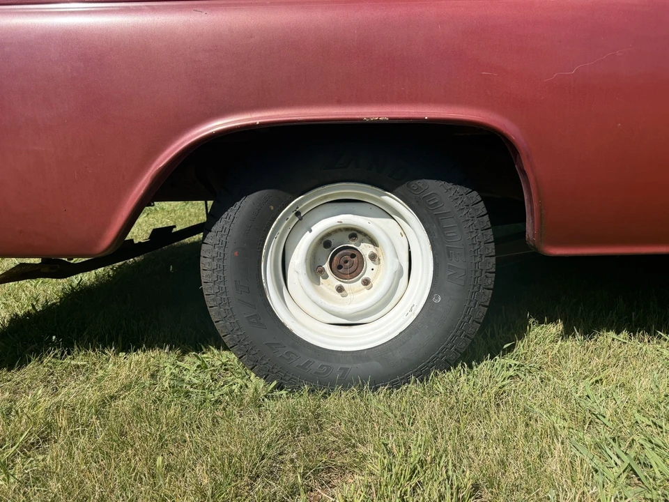 1961 Chevrolet Task Force - Image 28 of 31