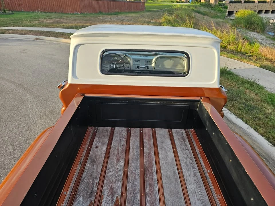 1961 Chevrolet Task Force - Image 9 of 20