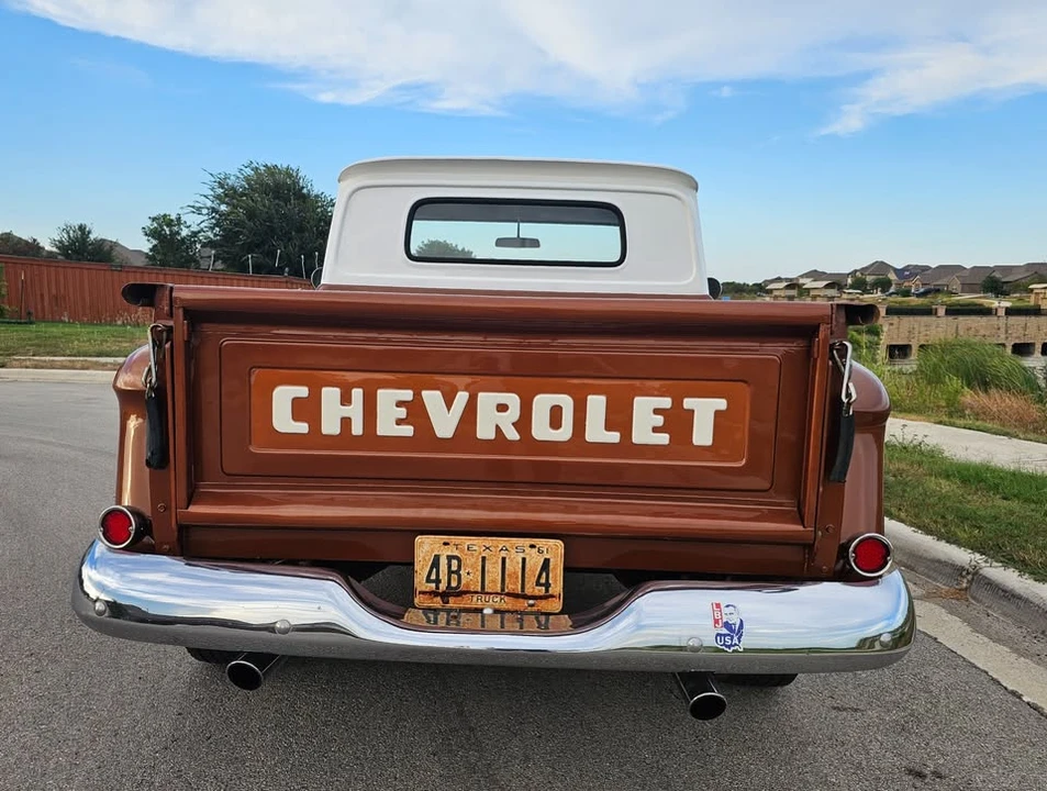 1961 Chevrolet Task Force - Image 4 of 20