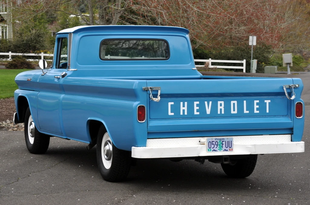 1961 Chevrolet Task Force - Image 7 of 31